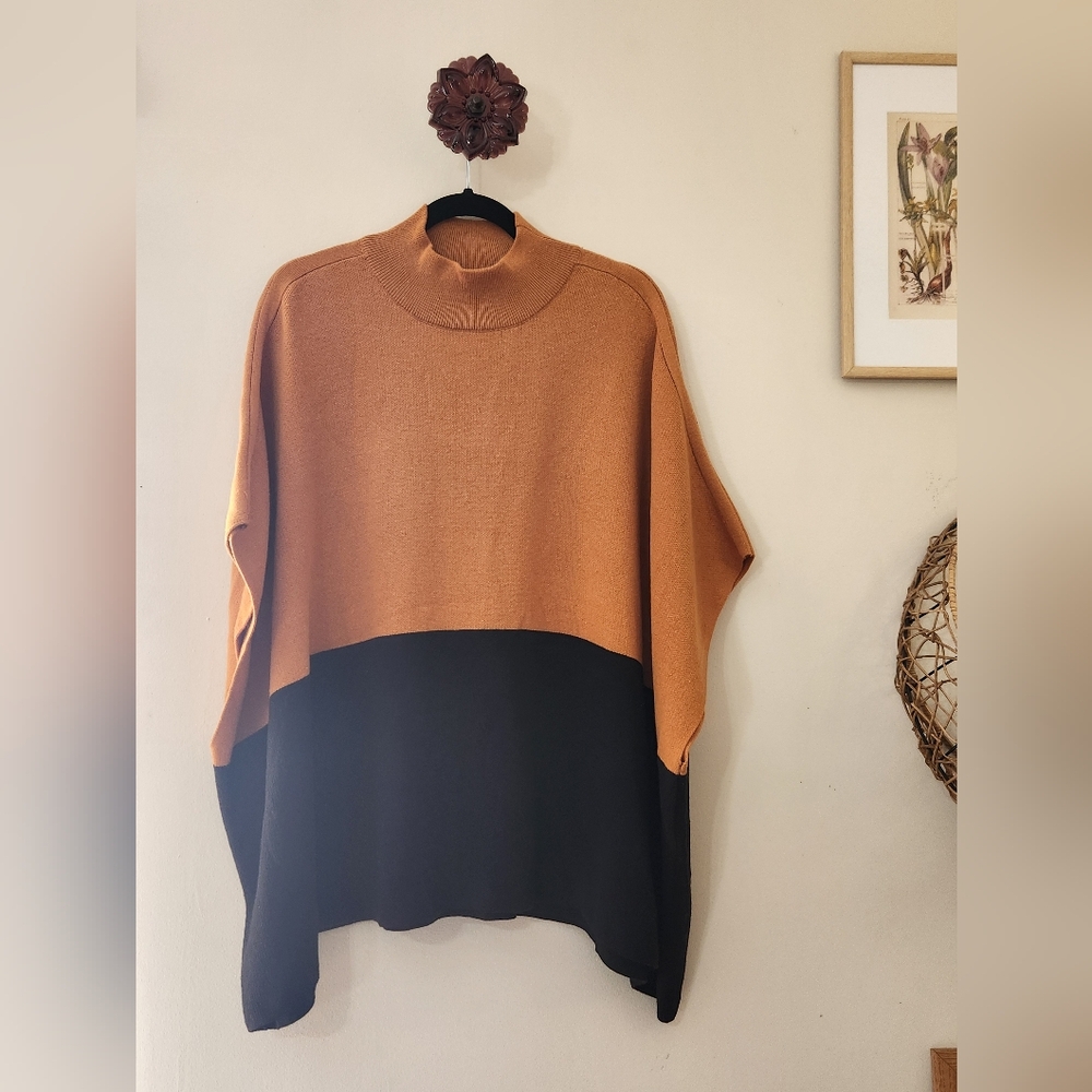 Liz Claiborne NWT M/L Orange & Black Colorblock Mock Neck Poncho Sweater